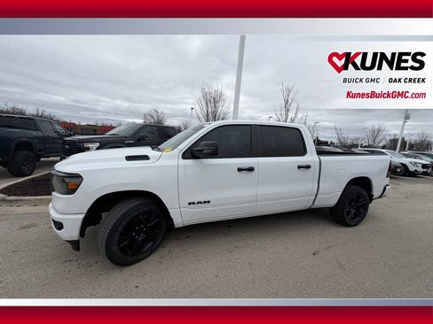 Used 2024 RAM 1500 Big Horn image 4