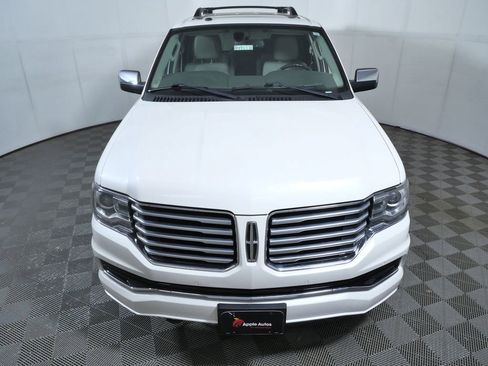 Used 2016 Lincoln Navigator Select AWD/4WD image 3
