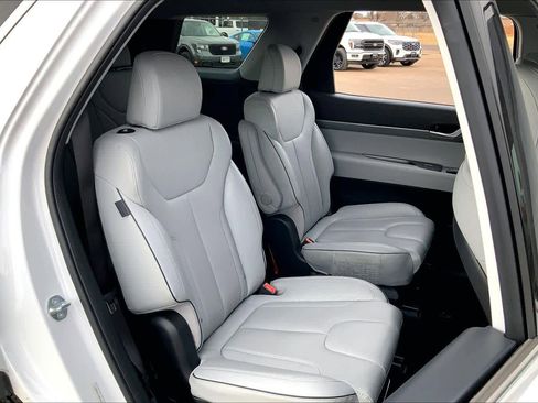 Used 2025 Hyundai Palisade SEL image 20