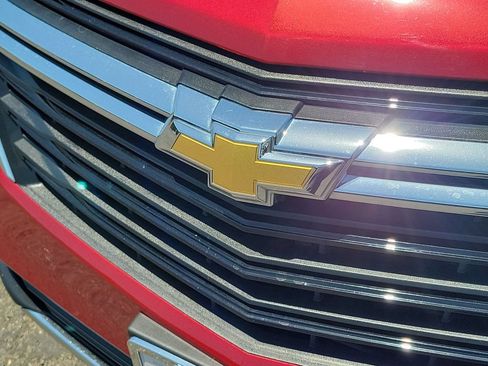 Used 2023 Chevrolet Equinox LT FWD image 29