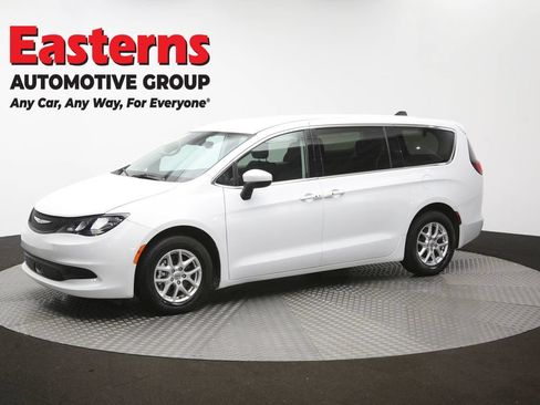 Used 2023 Chrysler Voyager LX FWD image 57