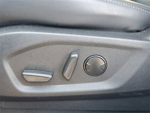 Certified 2024 Ford Edge SEL w/ Convenience Package image 11