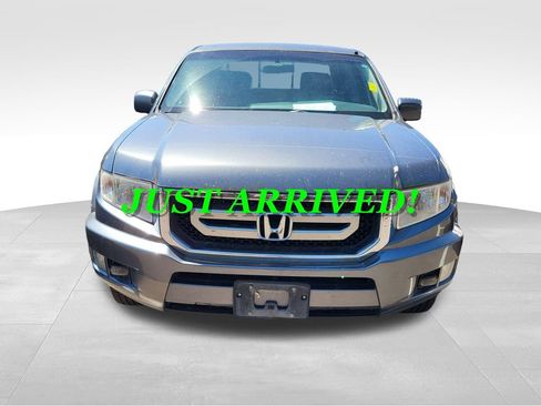Used 2010 Honda Ridgeline RTS image 2