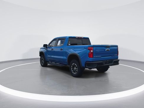 Used 2022 Chevrolet Silverado 1500 ZR2 w/ Technology Package AWD/4WD image 6