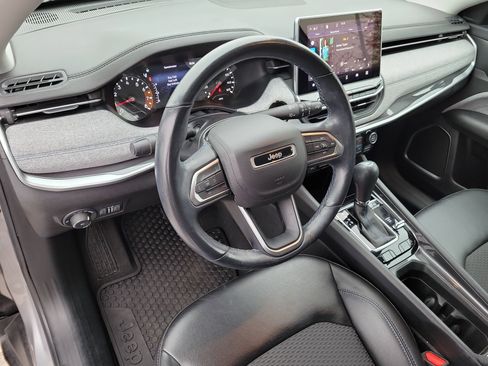 Used 2022 Jeep Compass Latitude w/ Convenience Group image 17