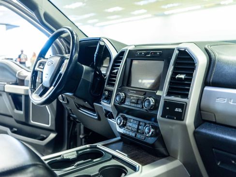 Used 2021 Ford F450 Lariat w/ Lariat Ultimate Package AWD/4WD image 13