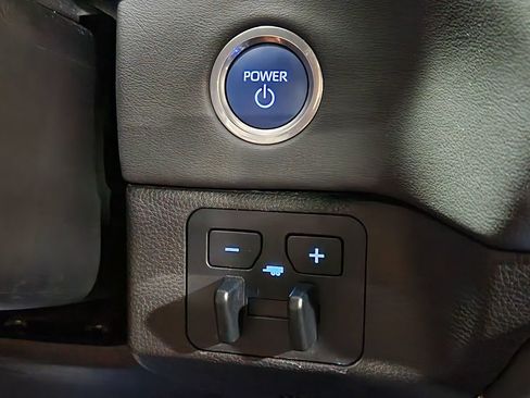 Used 2023 Toyota Tundra Platinum image 42