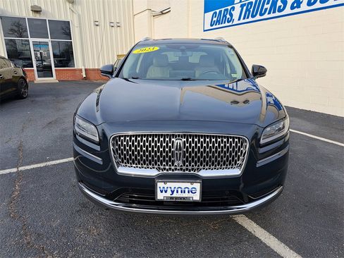 Used 2023 Lincoln Nautilus Reserve w/ Equipment Group 201A image 2