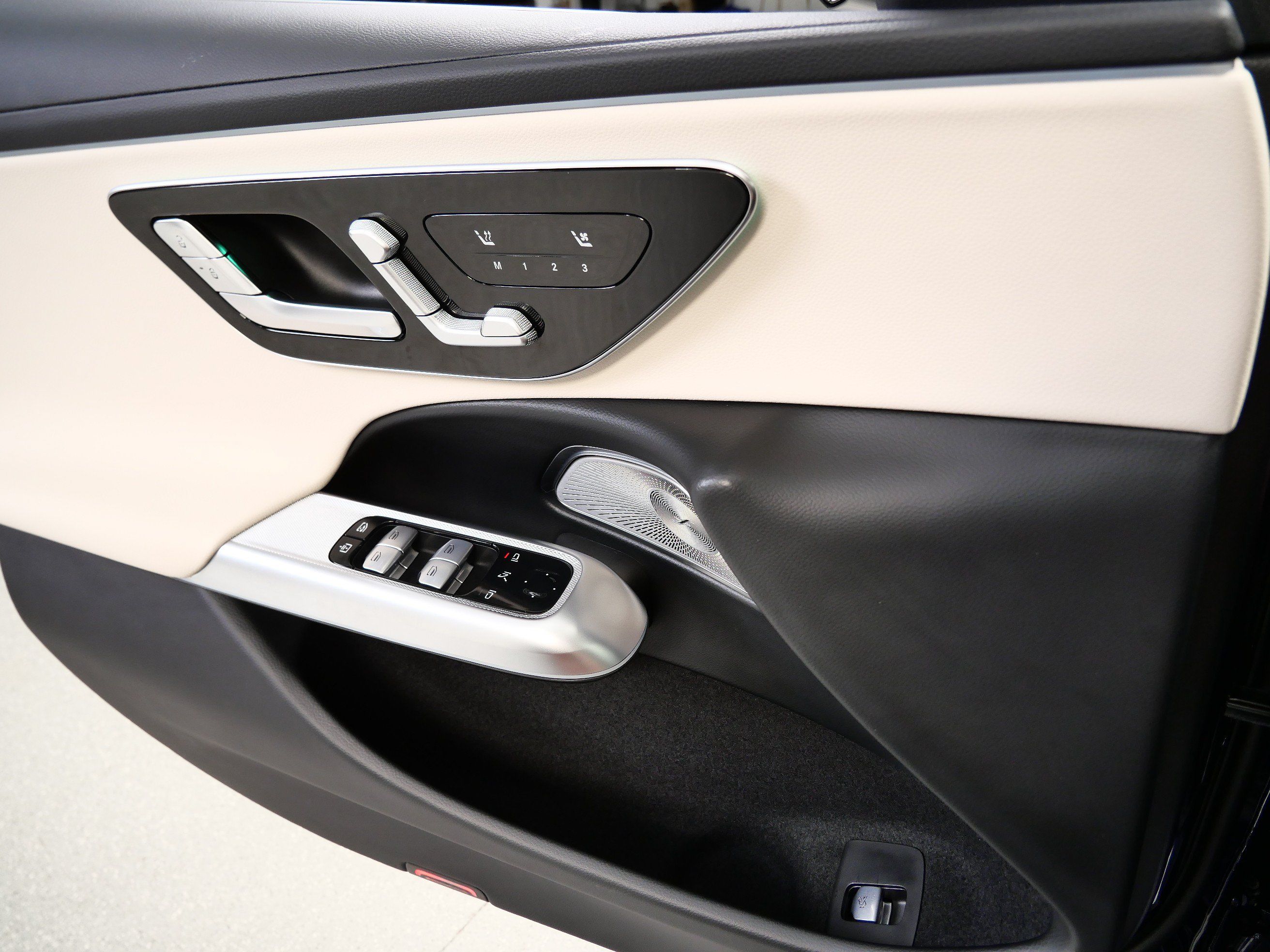 Certified 2026 Mercedes-Benz E 350 4MATIC Sedan image 30