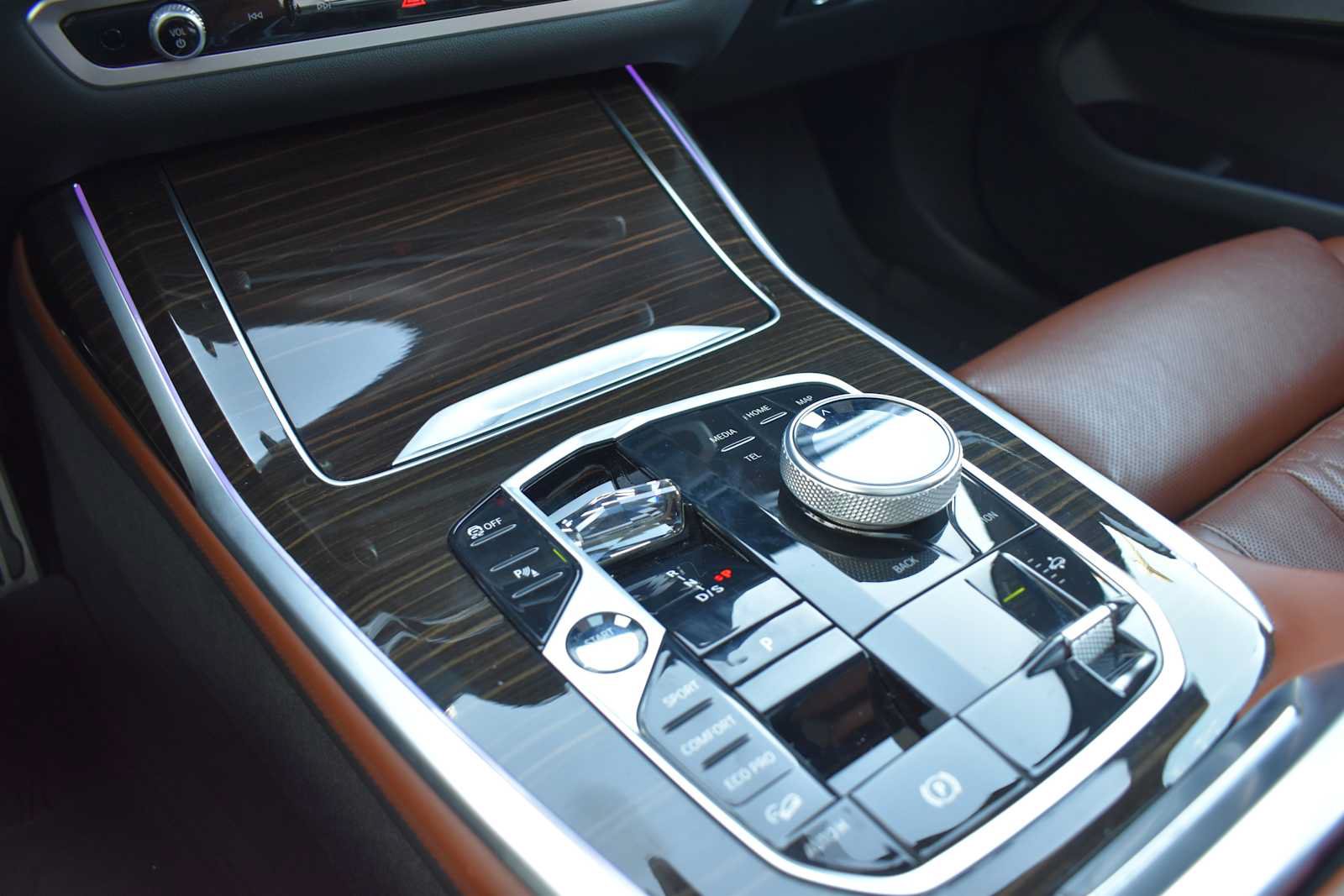 Used 2024 BMW X7 M60i w/ Executive Package AWD/4WD image 30