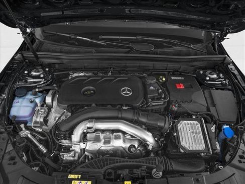 New 2025 Mercedes-Benz GLB 250 GLB 250 image 8