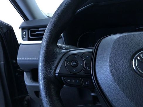 Used 2025 Toyota RAV4 XLE image 25