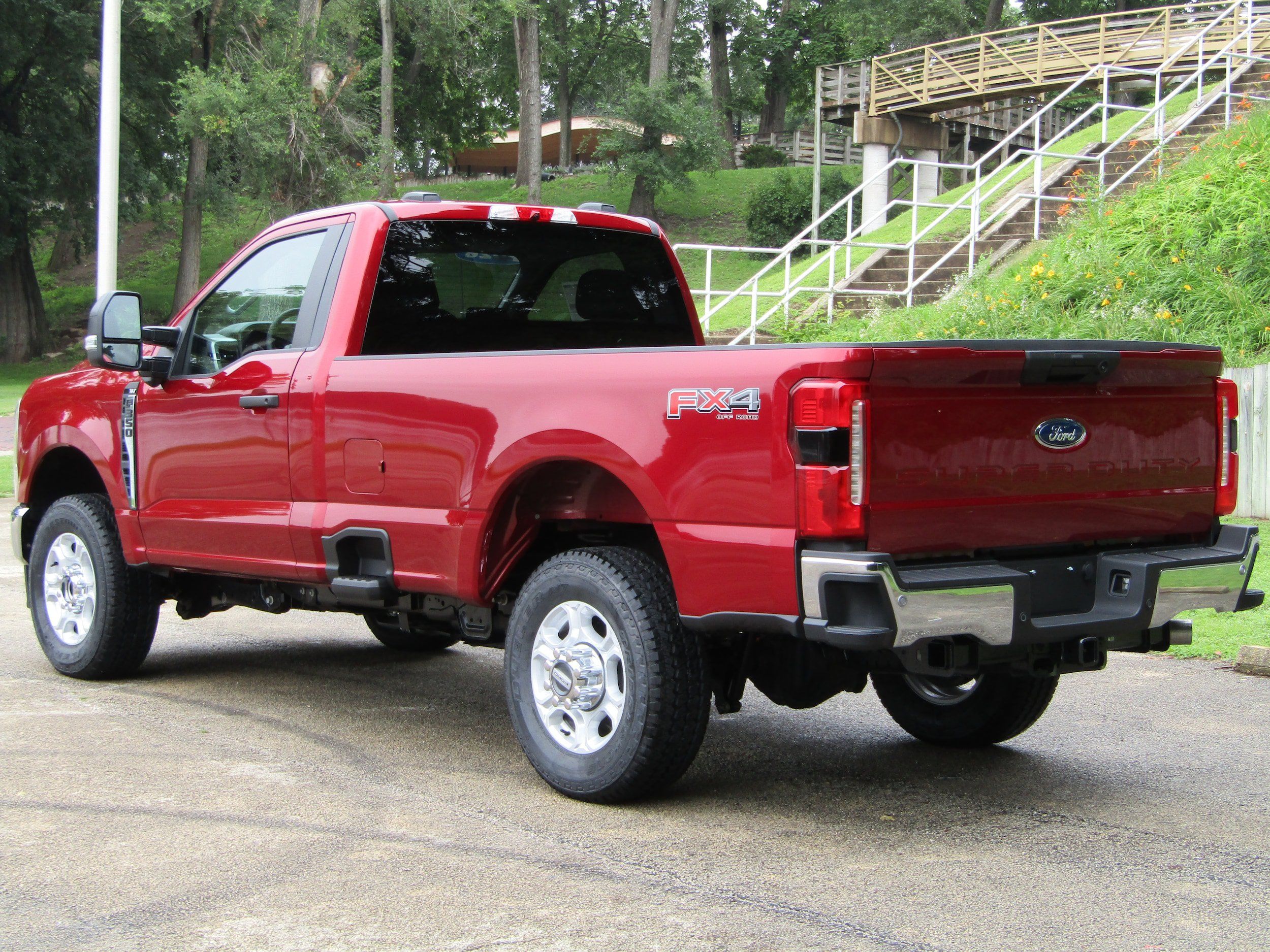 New 2026 Ford F350 XLT w/ 360-Degree Camera Package AWD/4WD image 2