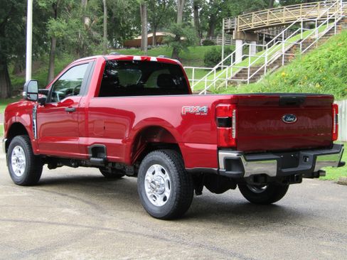 New 2026 Ford F350 XLT w/ 360-Degree Camera Package AWD/4WD image 2