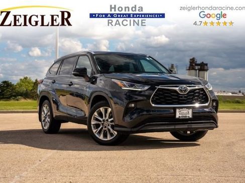 Used 2020 Toyota Highlander Limited AWD/4WD image 1