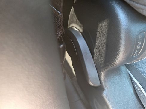 Used 2024 Chevrolet TrailBlazer LT w/ Convenience Package image 28