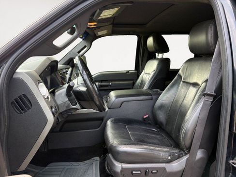 Used 2011 Ford F250 Lariat w/ Lariat Ultimate Pkg AWD/4WD image 6