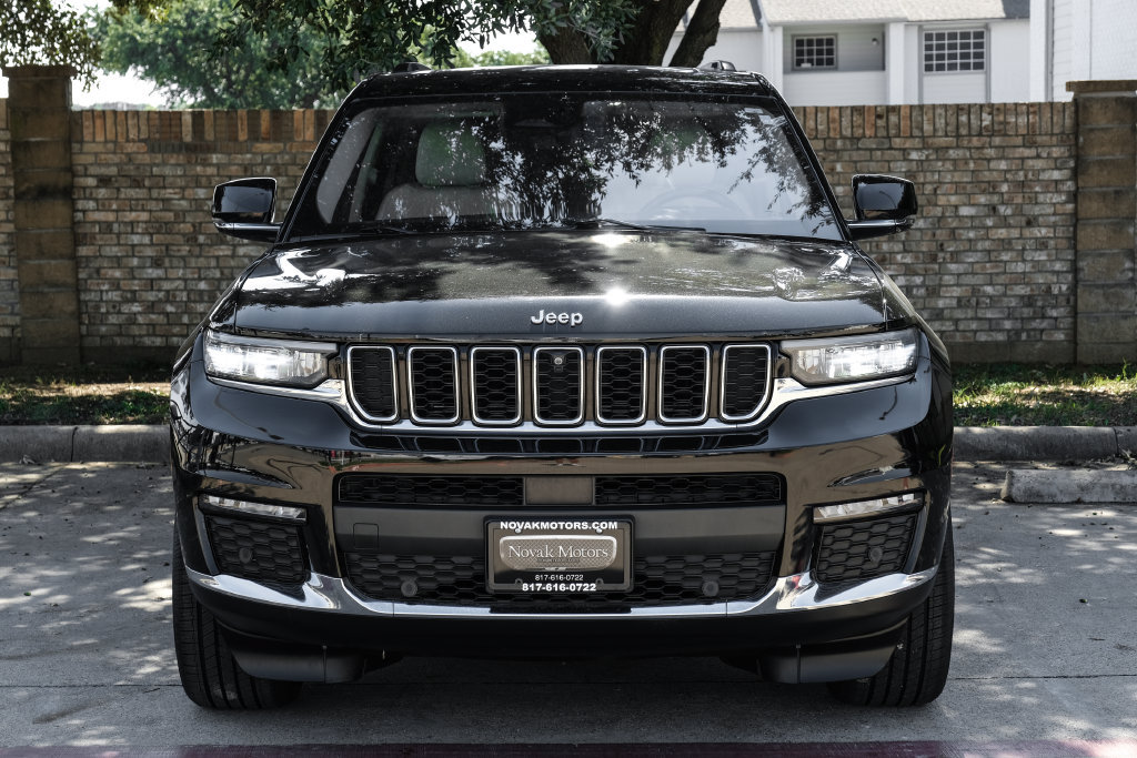 Used 2021 Jeep Grand Cherokee L Limited w/ Luxury Tech Group II AWD/4WD image 11