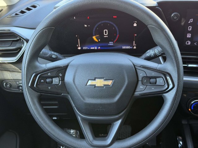 Used 2025 Chevrolet TrailBlazer LT AWD/4WD image 19