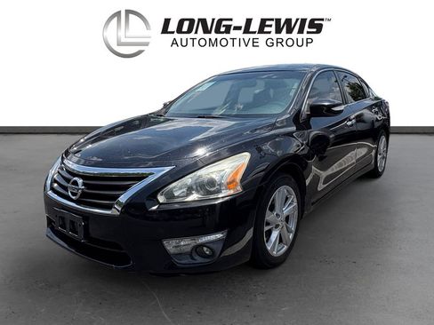 Used 2013 Nissan Altima 2.5 SL w/ 2.5 Moonroof Pkg FWD image 1