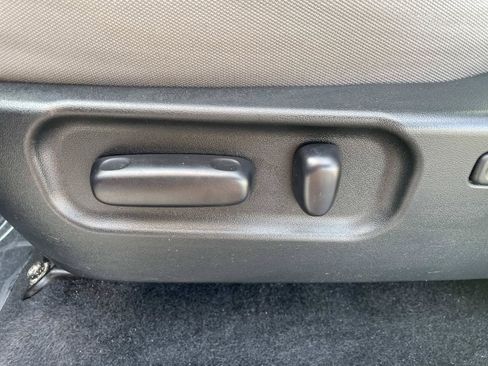 Used 2021 Toyota Tacoma SR5 RWD image 19
