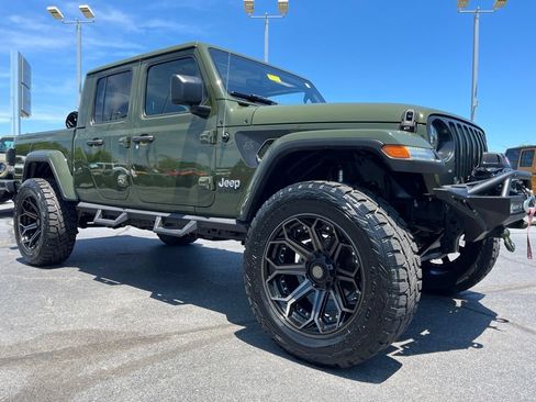 Used 2021 Jeep Gladiator Overland w/ Popular Equipment Package AWD/4WD image 55