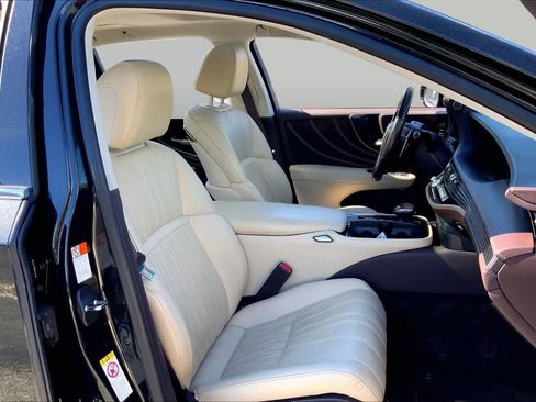Used 2018 Lexus LS 500 AWD w/ Interior Upgrade Package image 9