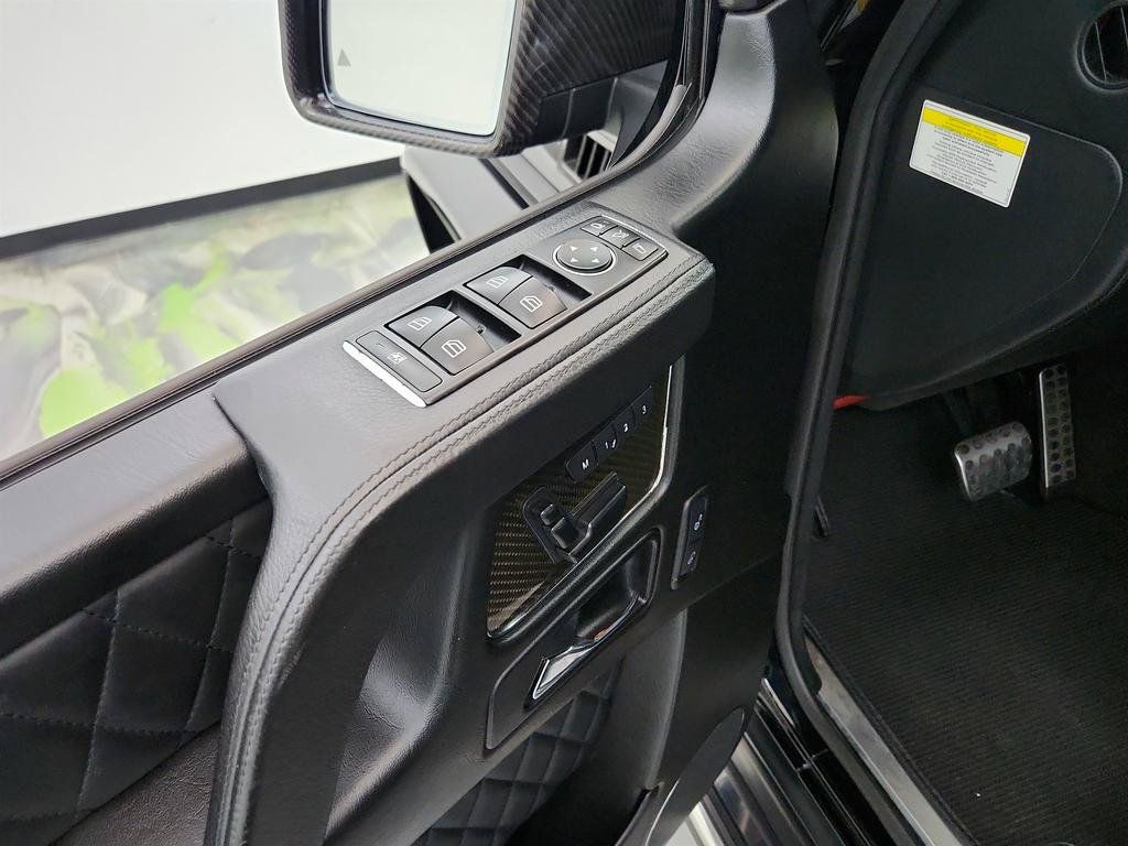 Used 2013 Mercedes-Benz G 63 AMG 4MATIC image 22