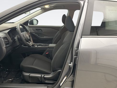 Used 2023 Nissan Rogue S AWD/4WD image 11