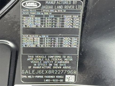 Used 2024 Land Rover Defender 90 S image 53