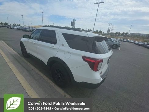 Used 2023 Ford Explorer Timberline w/ Timberline Technology Package AWD/4WD image 12