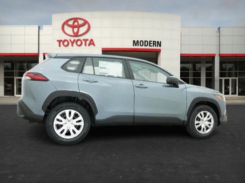 New 2026 Toyota Corolla Cross L image 24