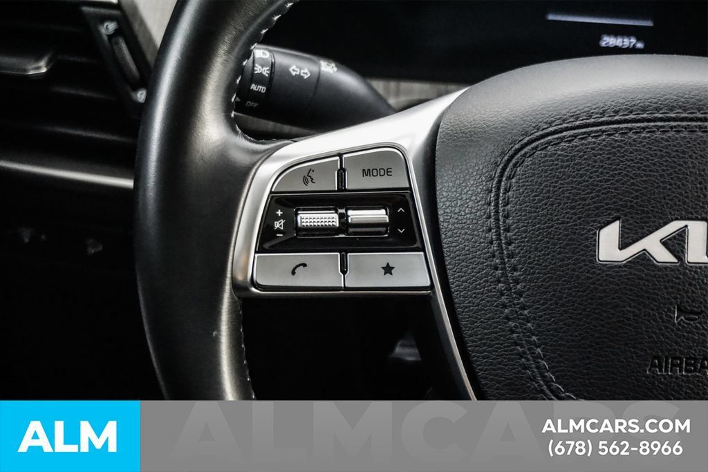 Used 2024 Kia Telluride EX w/ EX Captain's Chair Package FWD image 26