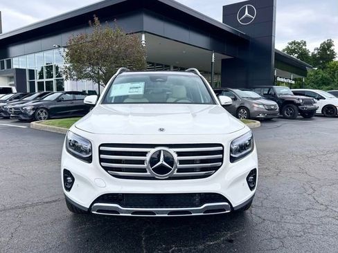 Certified 2026 Mercedes-Benz GLB 250 4MATIC image 2