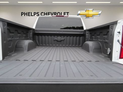 Certified 2024 Chevrolet Silverado 1500 LTZ AWD/4WD image 19