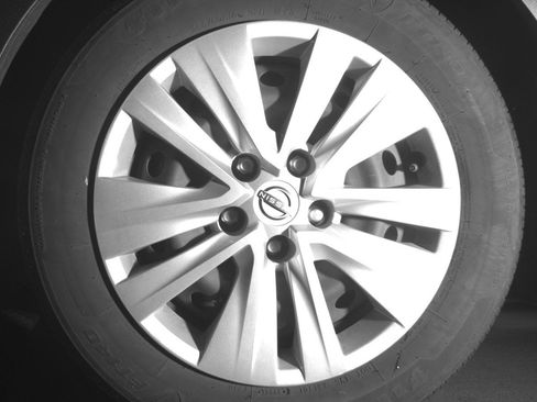 Used 2025 Nissan Sentra S FWD image 12
