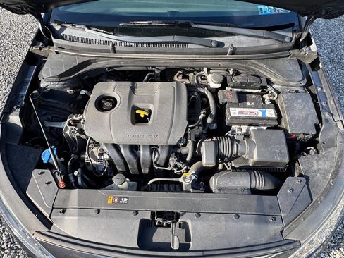 Used 2020 Hyundai Elantra SEL w/ Cargo Package (C1) FWD image 23