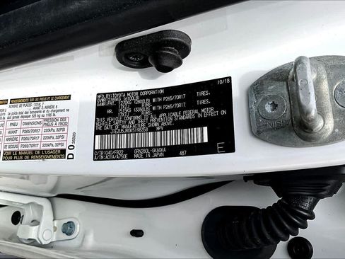 Used 2019 Toyota 4Runner SR5 RWD image 33