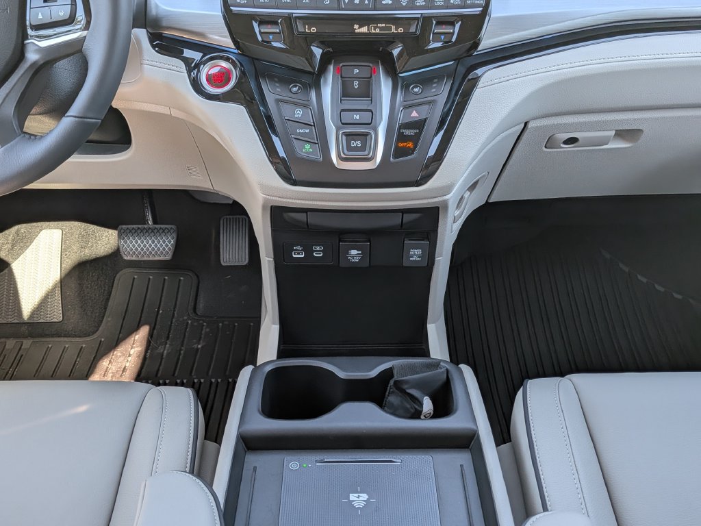 New 2027 Honda Odyssey Touring image 21