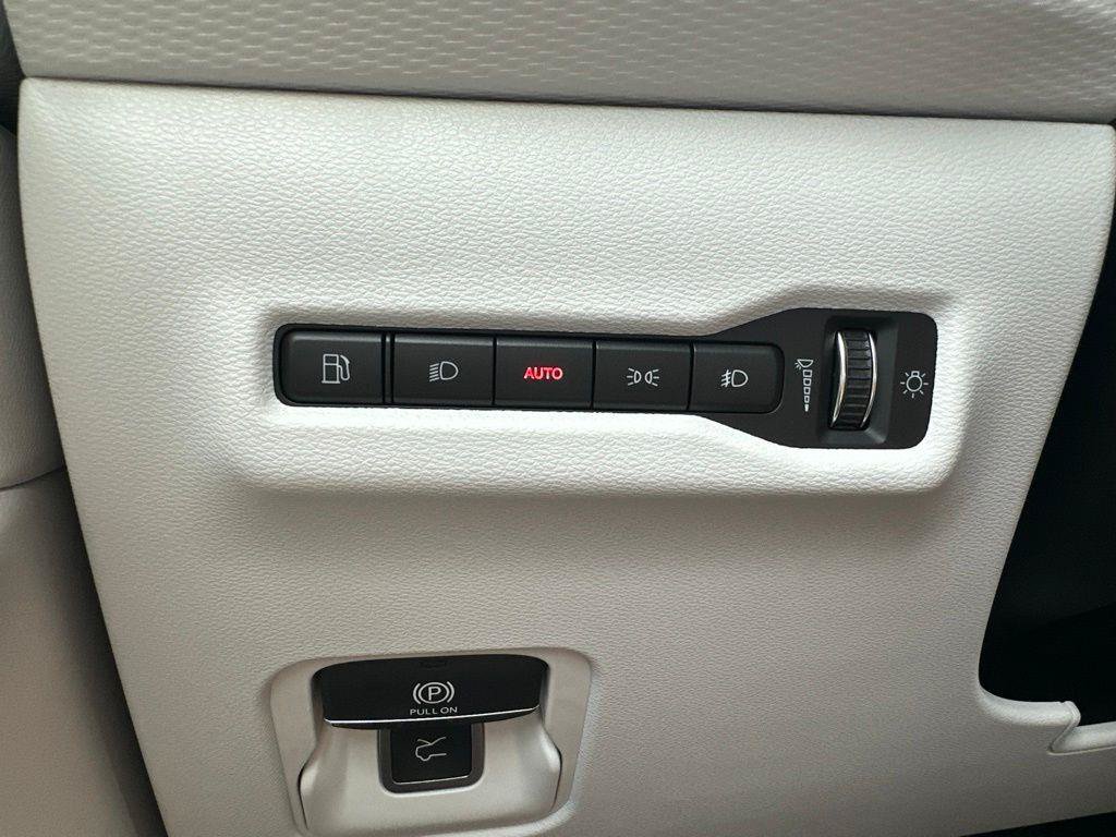 New 2026 Jeep Cherokee Overland AWD/4WD image 45