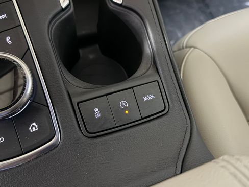 Used 2023 Cadillac XT4 Luxury FWD image 33