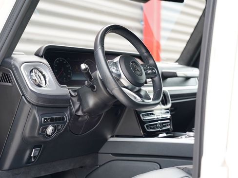 Used 2021 Mercedes-Benz G 550 w/ Exclusive Interior Package image 16