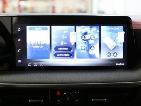 New 2026 Nissan Kicks SV image 12