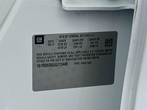 Used 2018 Chevrolet Volt Premier w/ Driver Confidence Package FWD image 34
