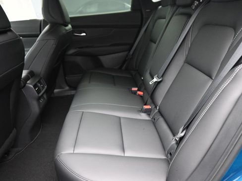 Used 2025 Nissan Murano SL AWD/4WD image 13