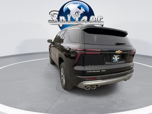 New 2026 Chevrolet Traverse LT image 6