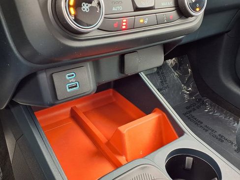 Used 2024 Ford Maverick XLT w/ XLT Luxury Package image 13