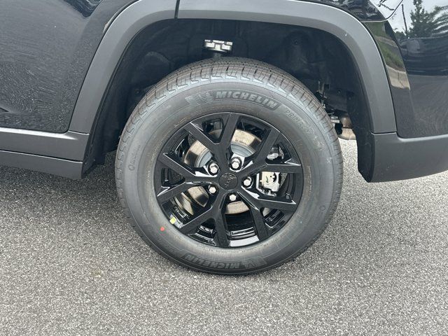New 2026 Jeep Grand Cherokee Altitude RWD image 18