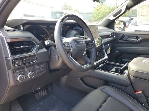 New 2026 GMC Yukon Denali w/ Denali Reserve Package AWD/4WD image 20