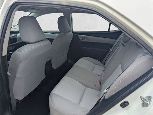 Used 2016 Toyota Corolla LE FWD image 17